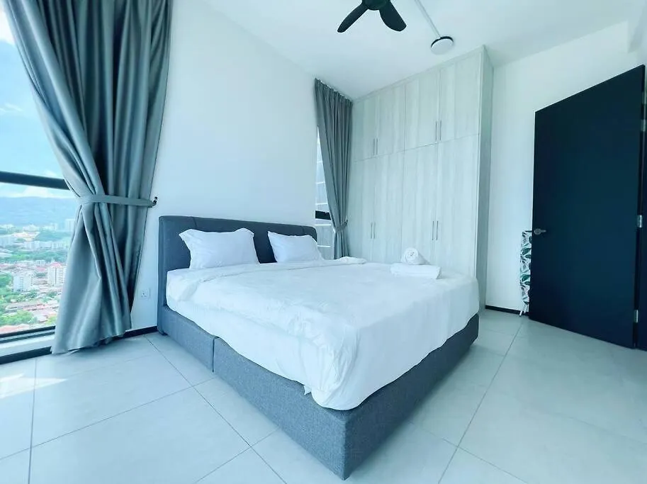 Comfort 3 Bedroom Urban Suite By Uptrend Home Management Jelutong Apartment