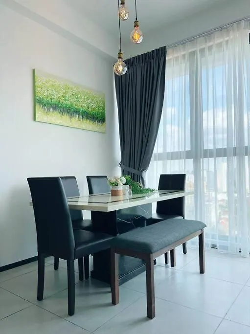 Comfort 3 Bedroom Urban Suite By Uptrend Home Management Jelutong Apartment