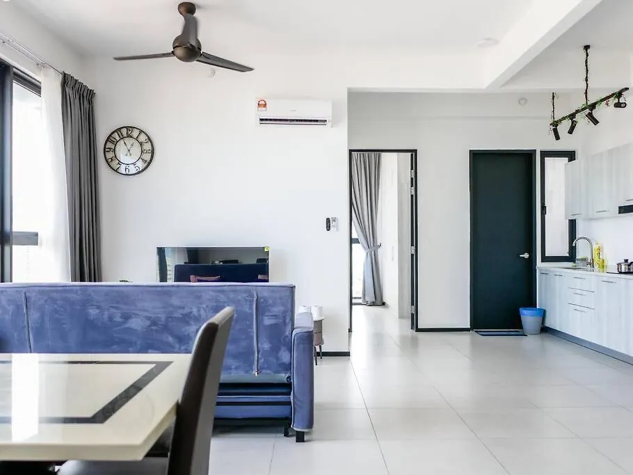 Apartment Comfort 3 Bedroom Urban Suite By Uptrend Home Management Jelutong