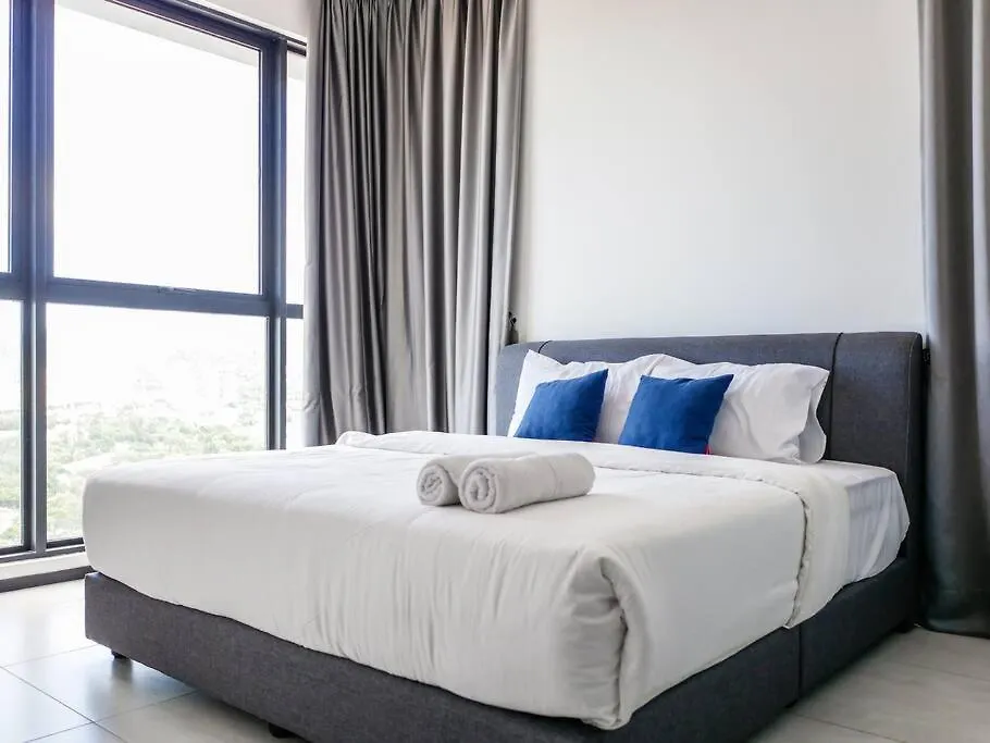Comfort 3 Bedroom Urban Suite By Uptrend Home Management Jelutong Apartment