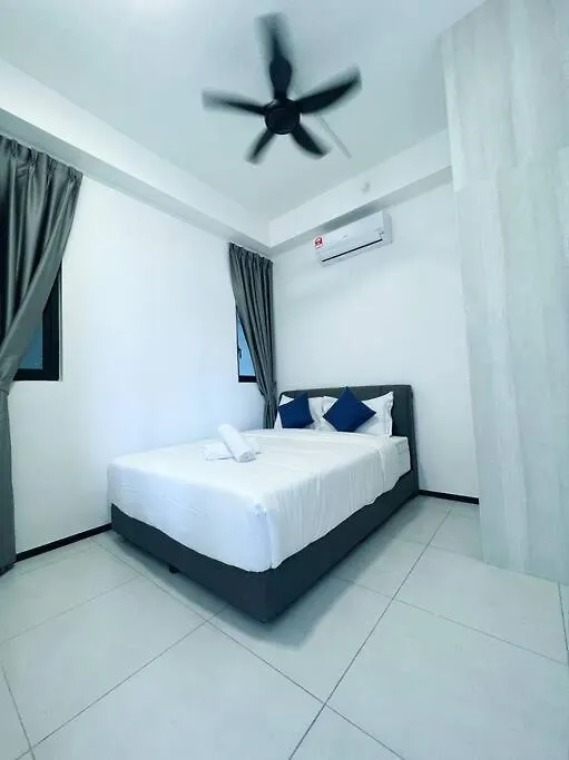 Comfort 3 Bedroom Urban Suite By Uptrend Home Management Jelutong Apartment