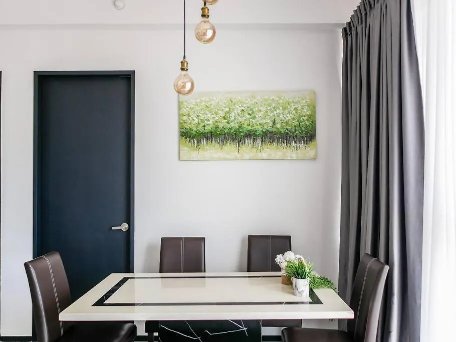 Comfort 3 Bedroom Urban Suite By Uptrend Home Management Jelutong Ma­lay­sia