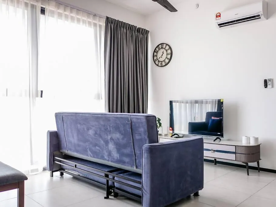 Comfort 3 Bedroom Urban Suite By Uptrend Home Management Jelutong