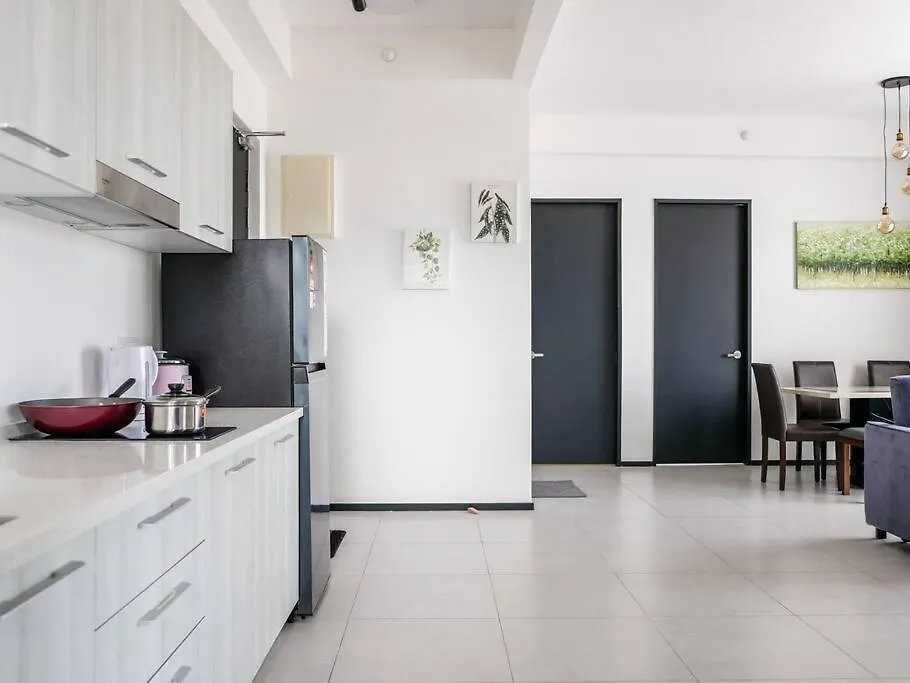Comfort 3 Bedroom Urban Suite By Uptrend Home Management Jelutong