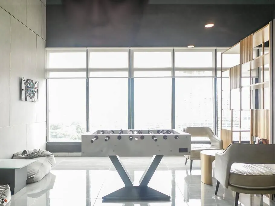 Comfort 3 Bedroom Urban Suite By Uptrend Home Management Jelutong 0*,  Ma­lay­sia